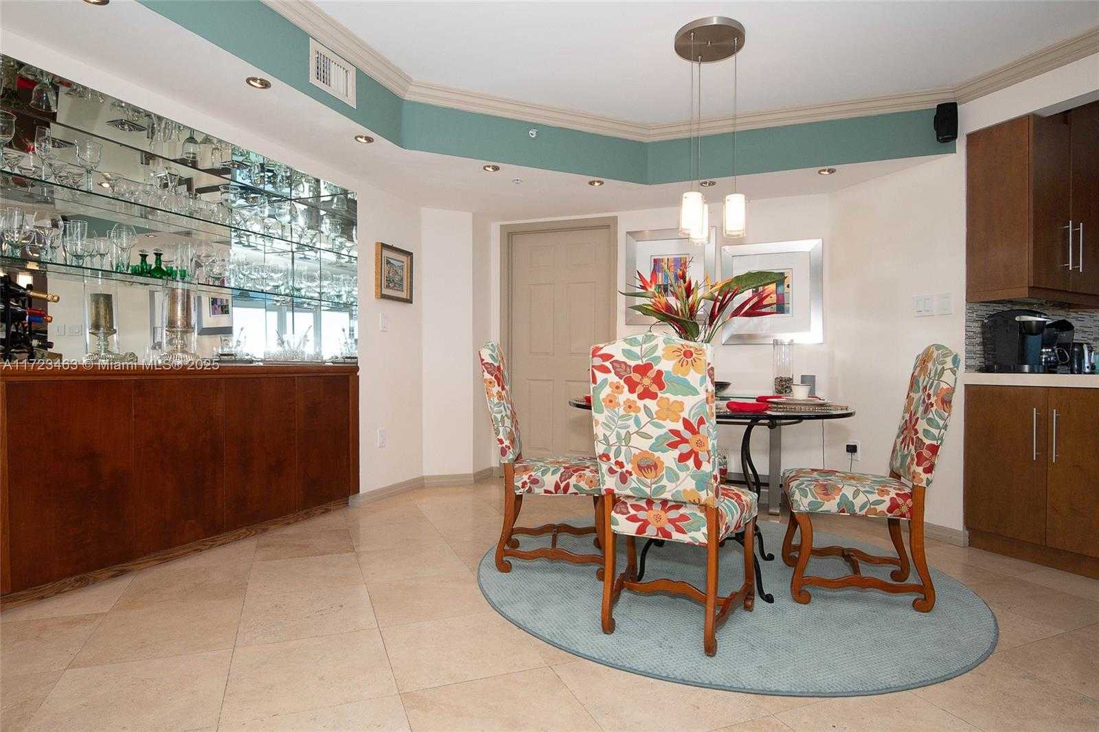 Small Image of 6301 COLLINS AVE #2608, Miami Beach Number 15