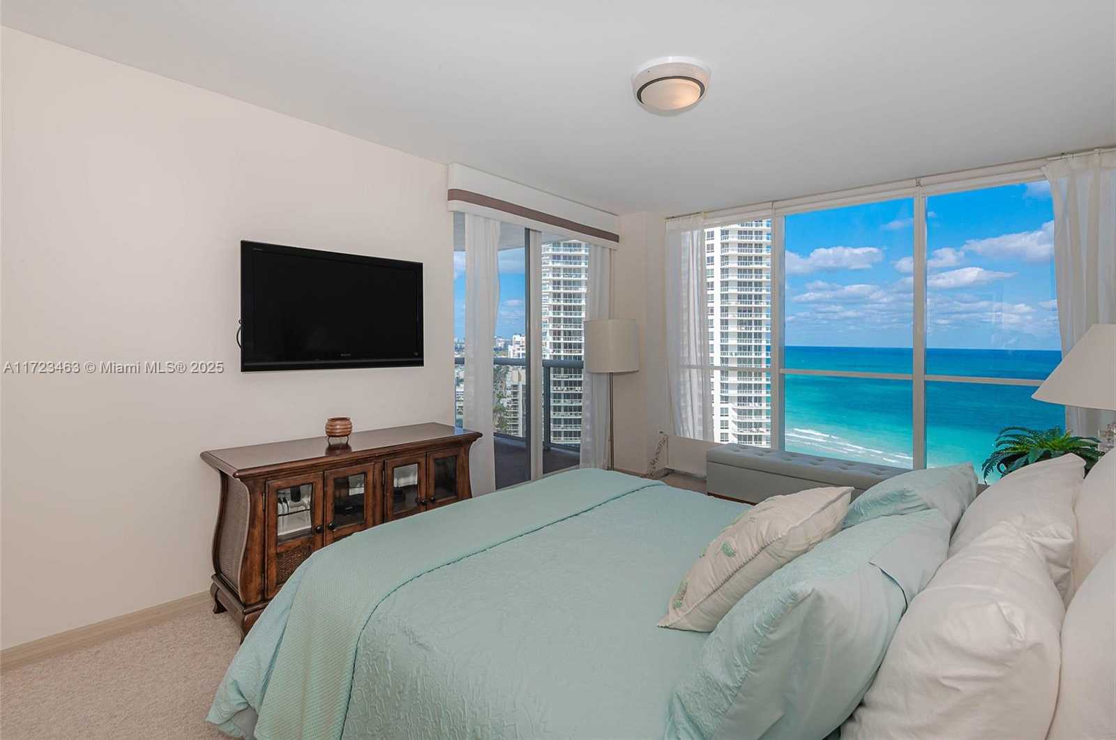 Small Image of 6301 COLLINS AVE #2608, Miami Beach Number 20
