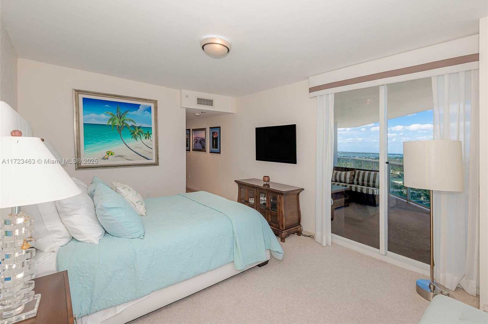 Small Image of 6301 COLLINS AVE #2608, Miami Beach Number 21