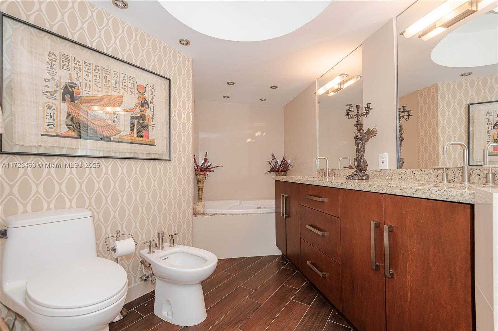 Small Image of 6301 COLLINS AVE #2608, Miami Beach Number 25