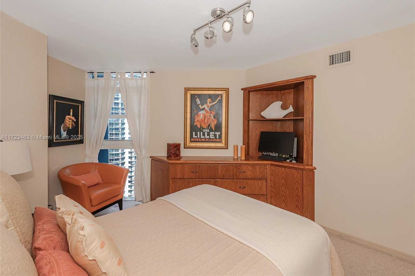 Small Image of 6301 COLLINS AVE #2608, Miami Beach Number 28