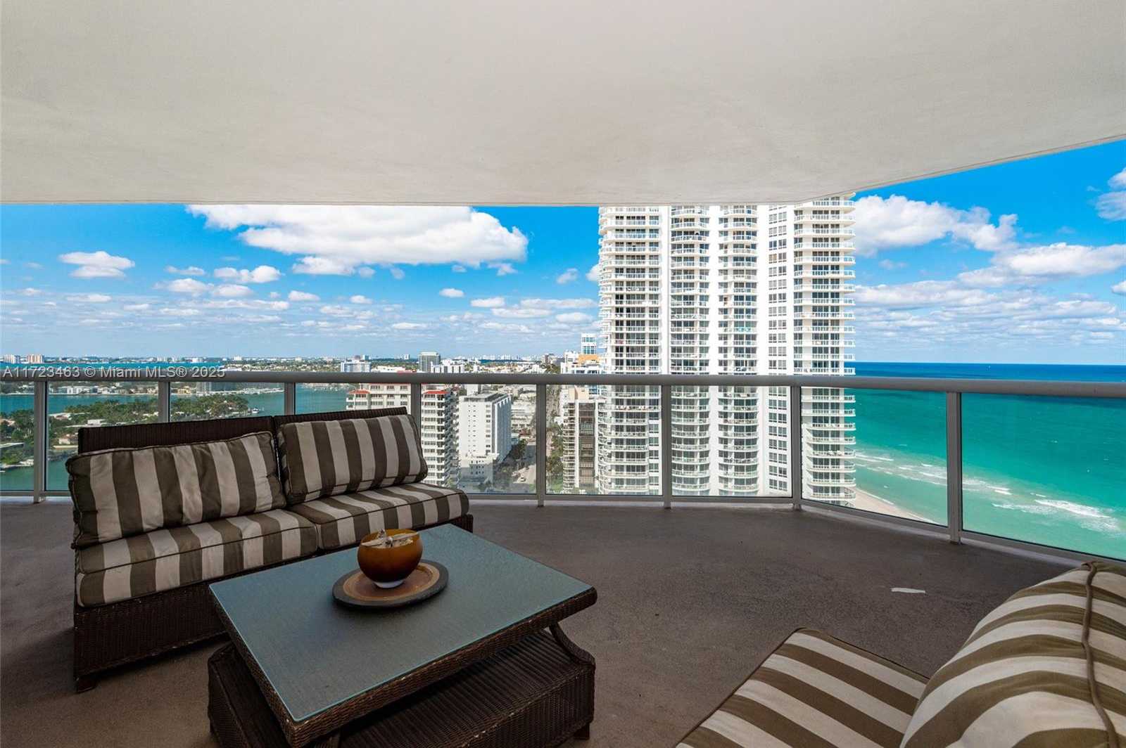 Small Image of 6301 COLLINS AVE #2608, Miami Beach Number 4