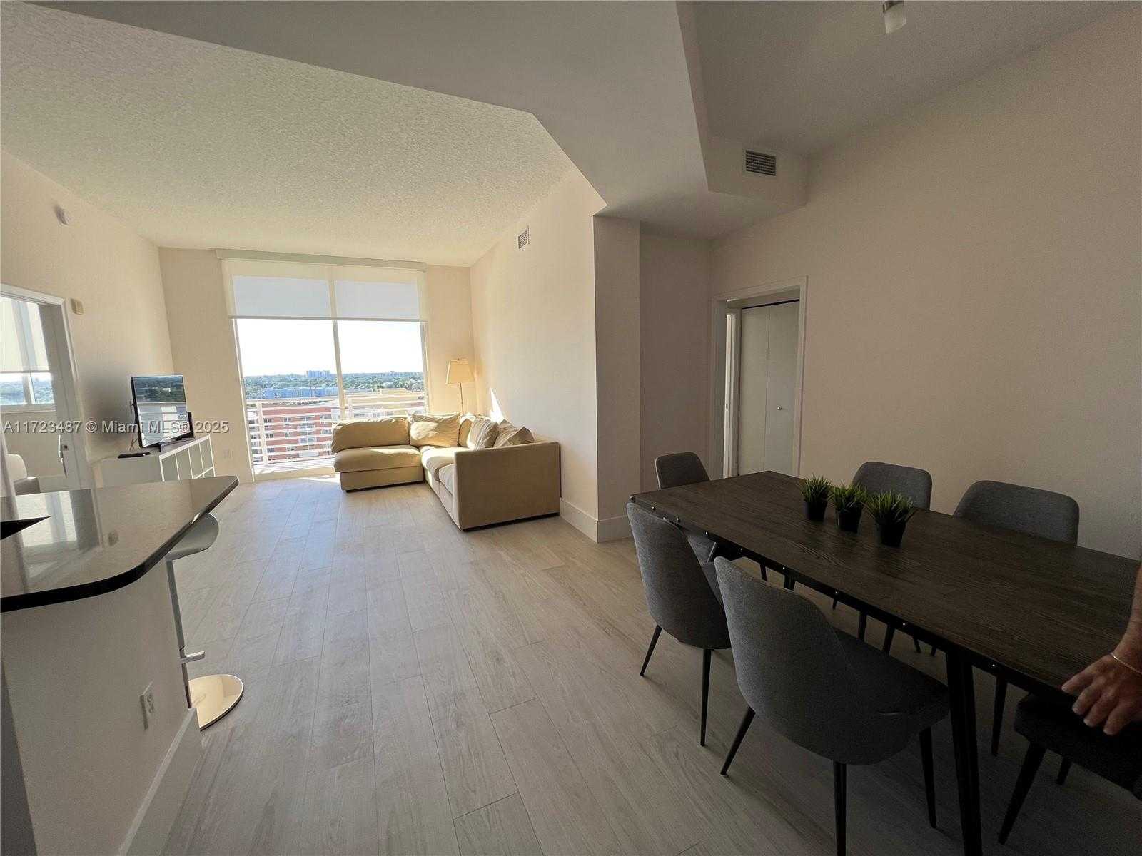 Small Image of 18800 NORTH EAST 29TH AVE #PH25, Aventura Number 3