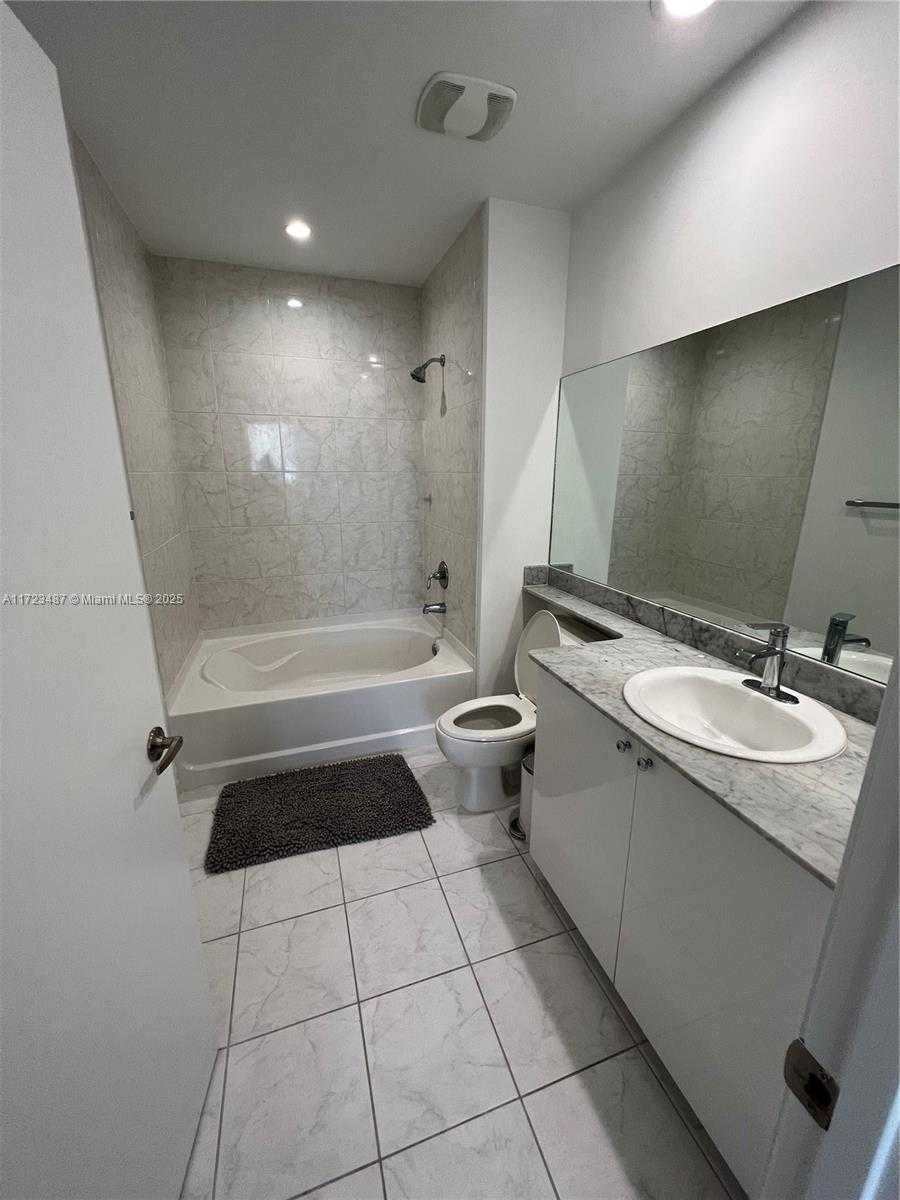 Small Image of 18800 NORTH EAST 29TH AVE #PH25, Aventura Number 6