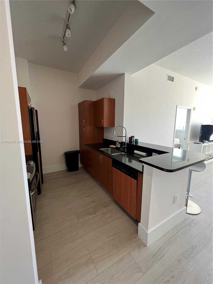 Small Image of 18800 NORTH EAST 29TH AVE #PH25, Aventura Number 8