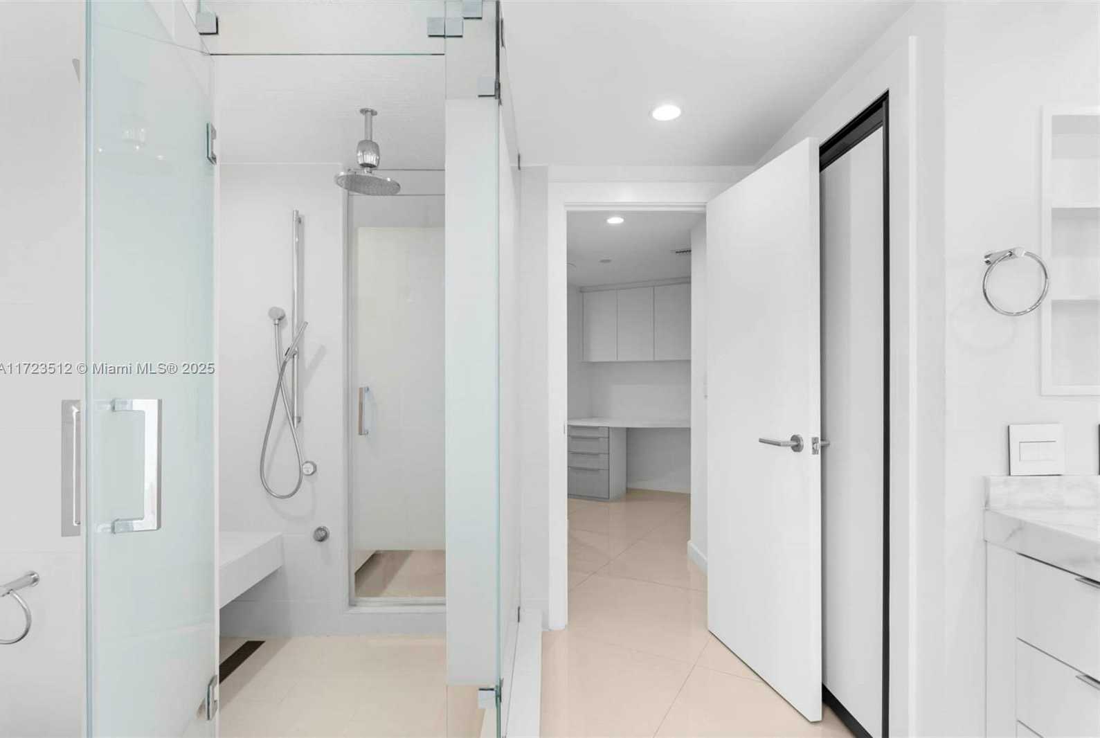 Small Image of 2127 BRICKELL AVE #1701, Miami Number 26