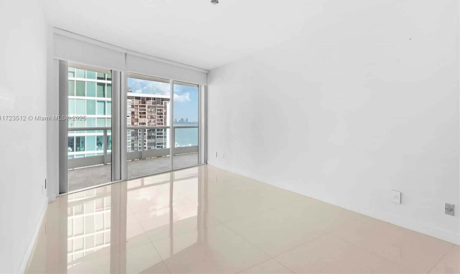Small Image of 2127 BRICKELL AVE #1701, Miami Number 27