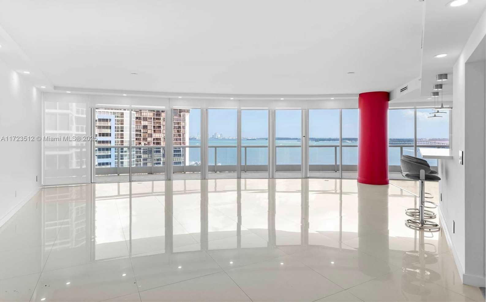 Small Image of 2127 BRICKELL AVE #1701, Miami Number 3