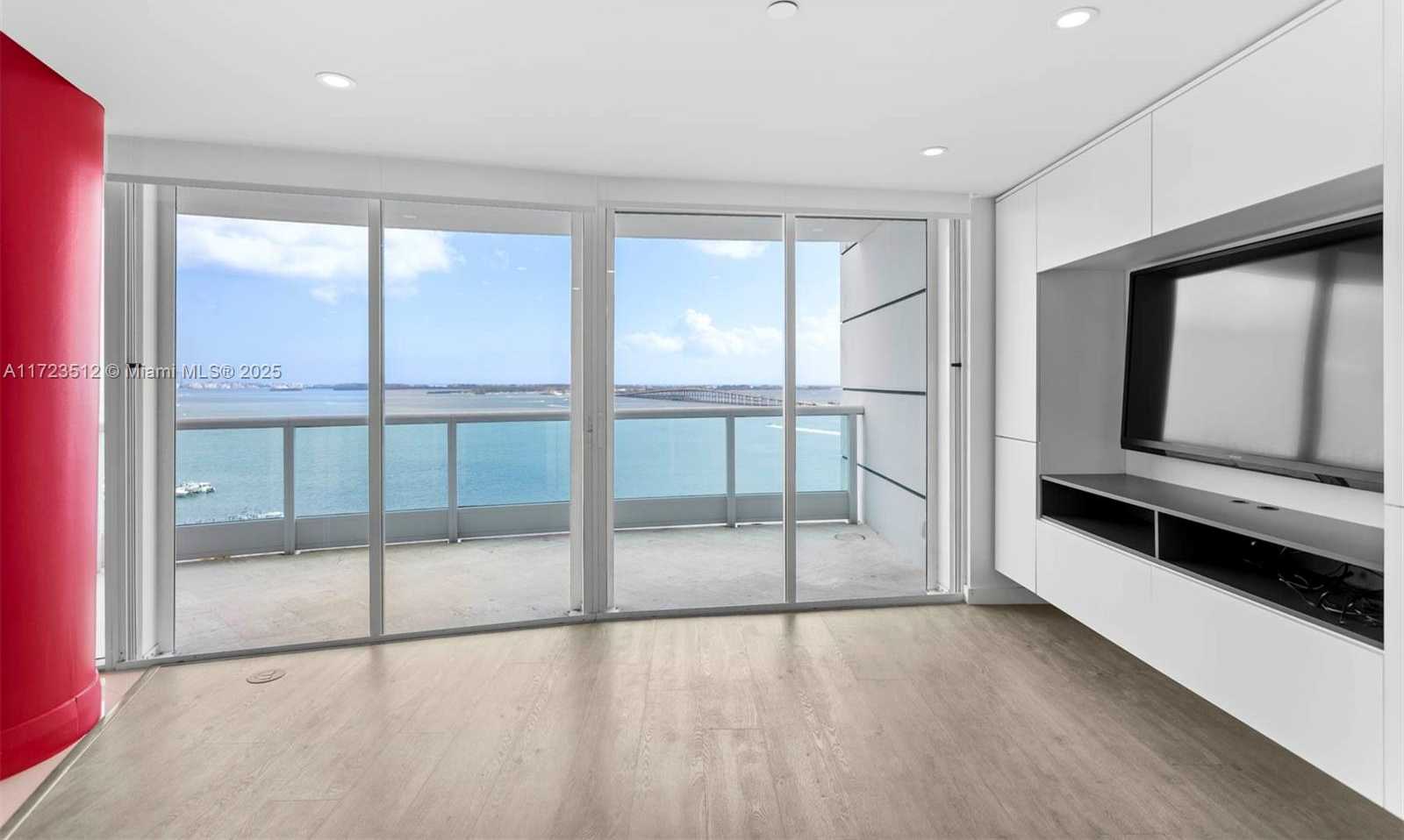 Small Image of 2127 BRICKELL AVE #1701, Miami Number 4