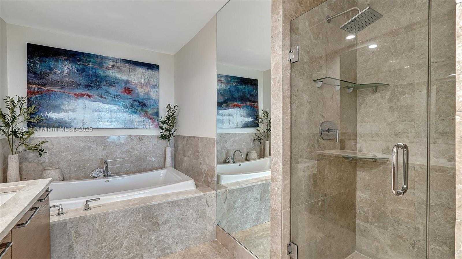Small Image of 17001 Collins Ave, Sunny Isles Beach, FL 33160, USA Number 25