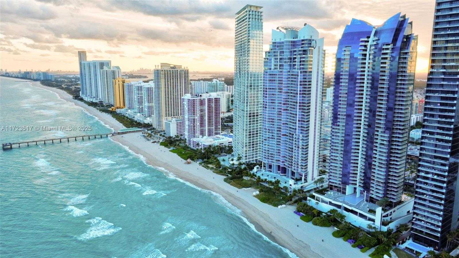 Small Image of 17001 Collins Ave, Sunny Isles Beach, FL 33160, USA Number 33