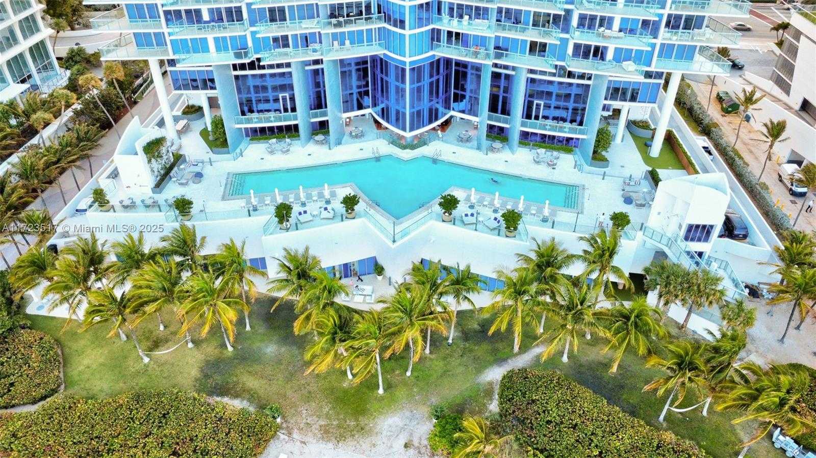 Small Image of 17001 Collins Ave, Sunny Isles Beach, FL 33160, USA Number 34