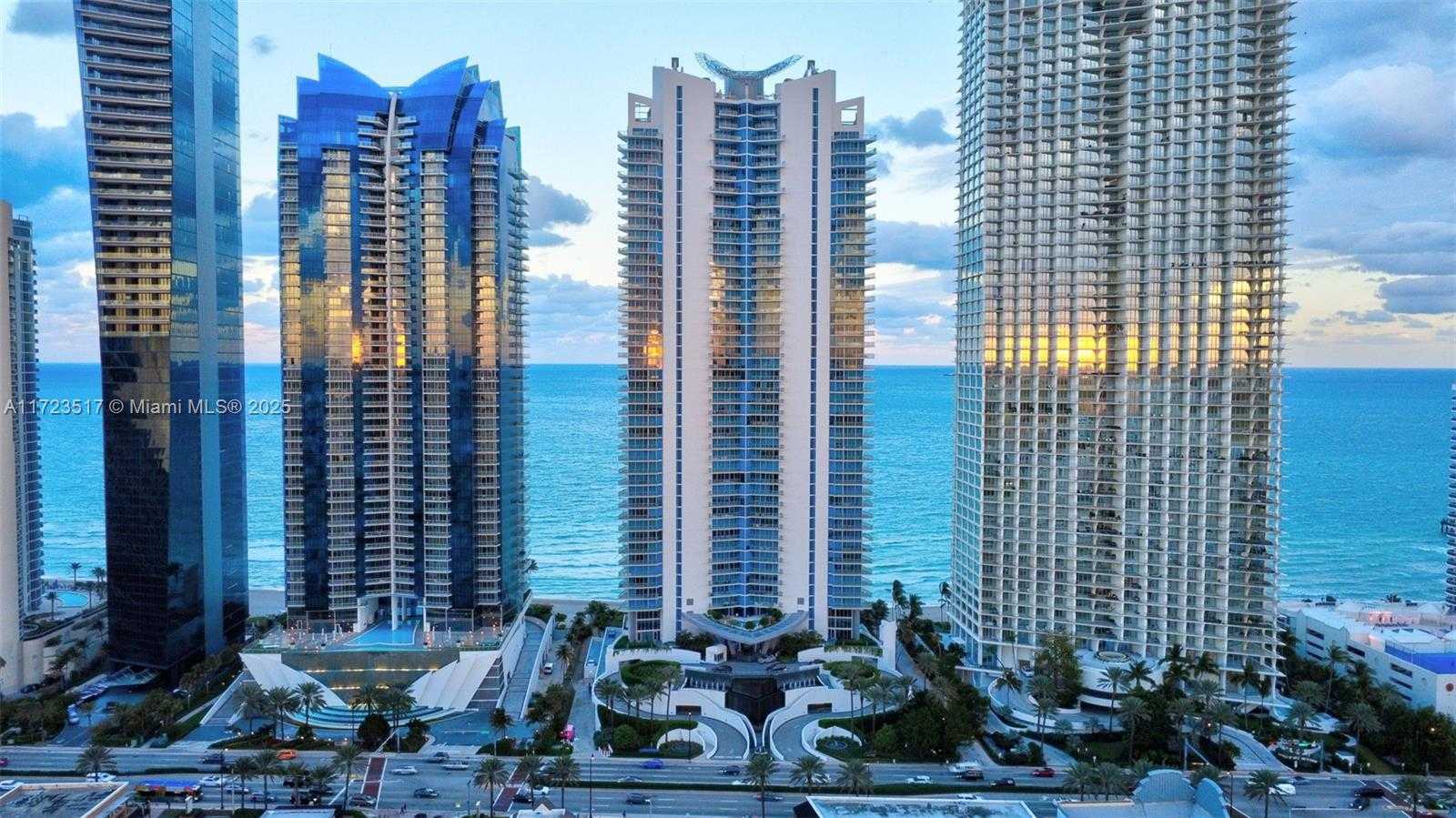 Small Image of 17001 Collins Ave, Sunny Isles Beach, FL 33160, USA Number 57