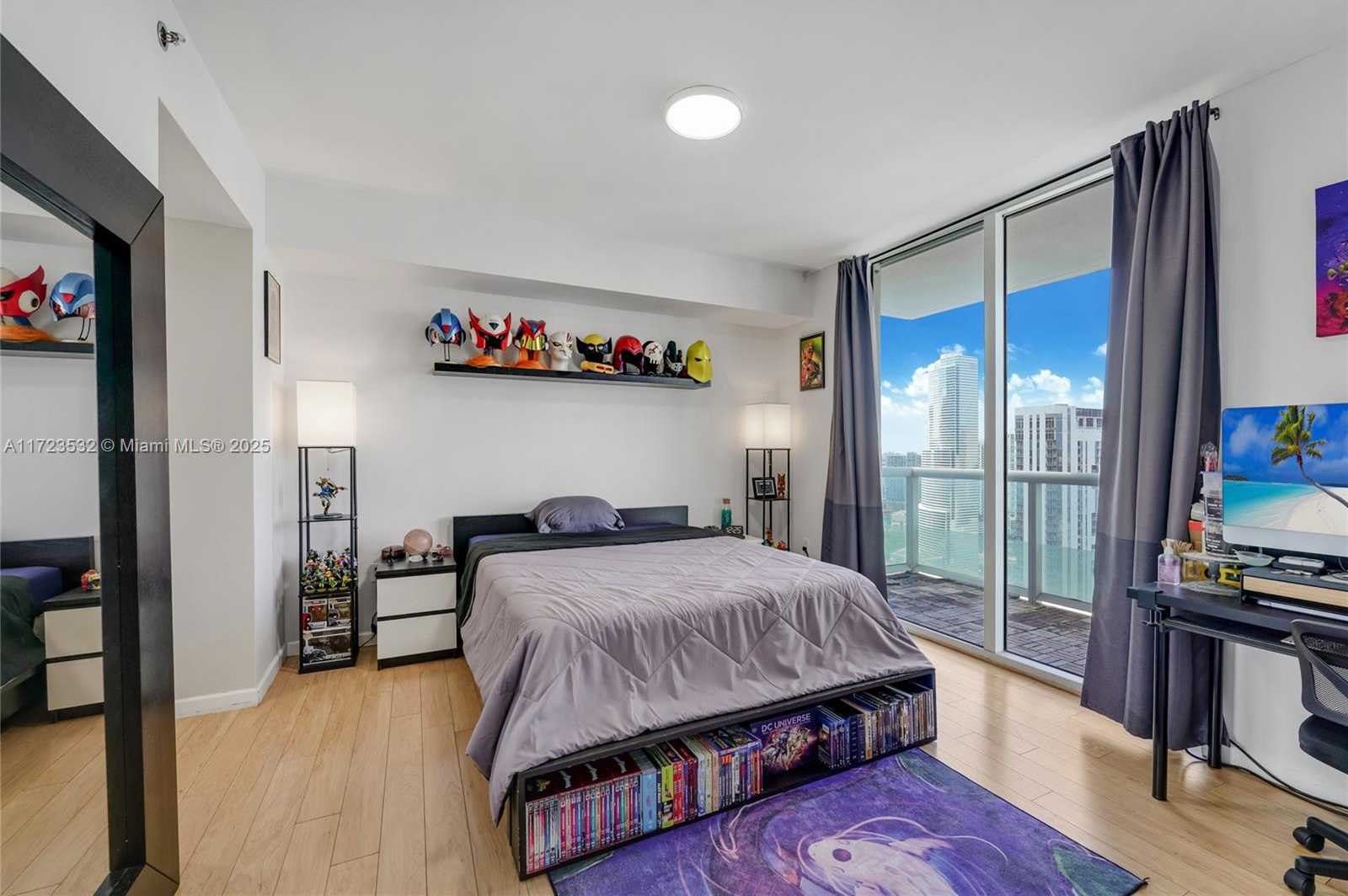 Small Image of 50 BISCAYNE BLVD #3905, Miami Number 11