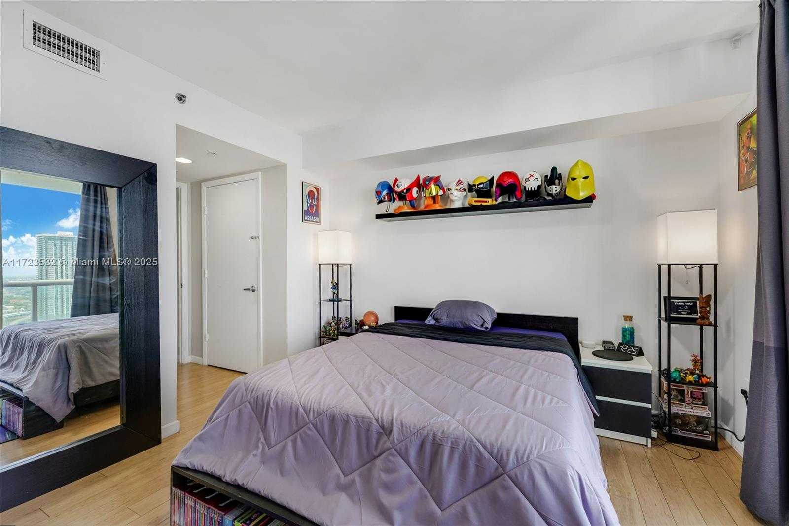Small Image of 50 BISCAYNE BLVD #3905, Miami Number 12