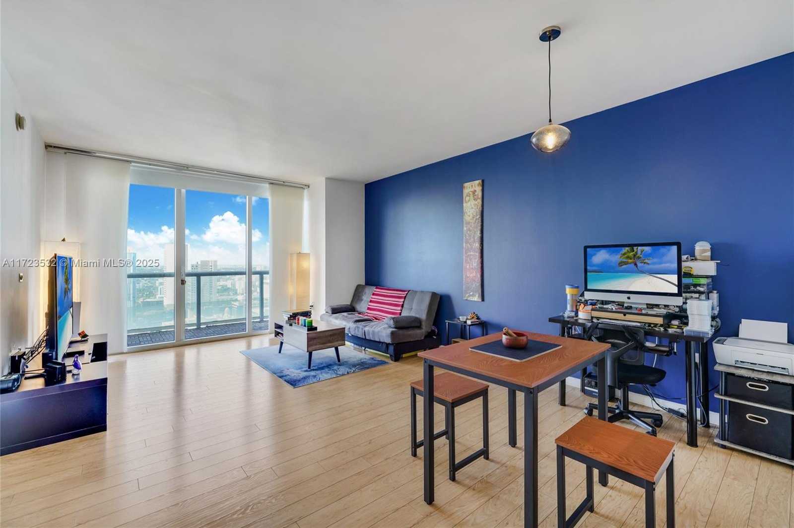 Small Image of 50 BISCAYNE BLVD #3905, Miami Number 7