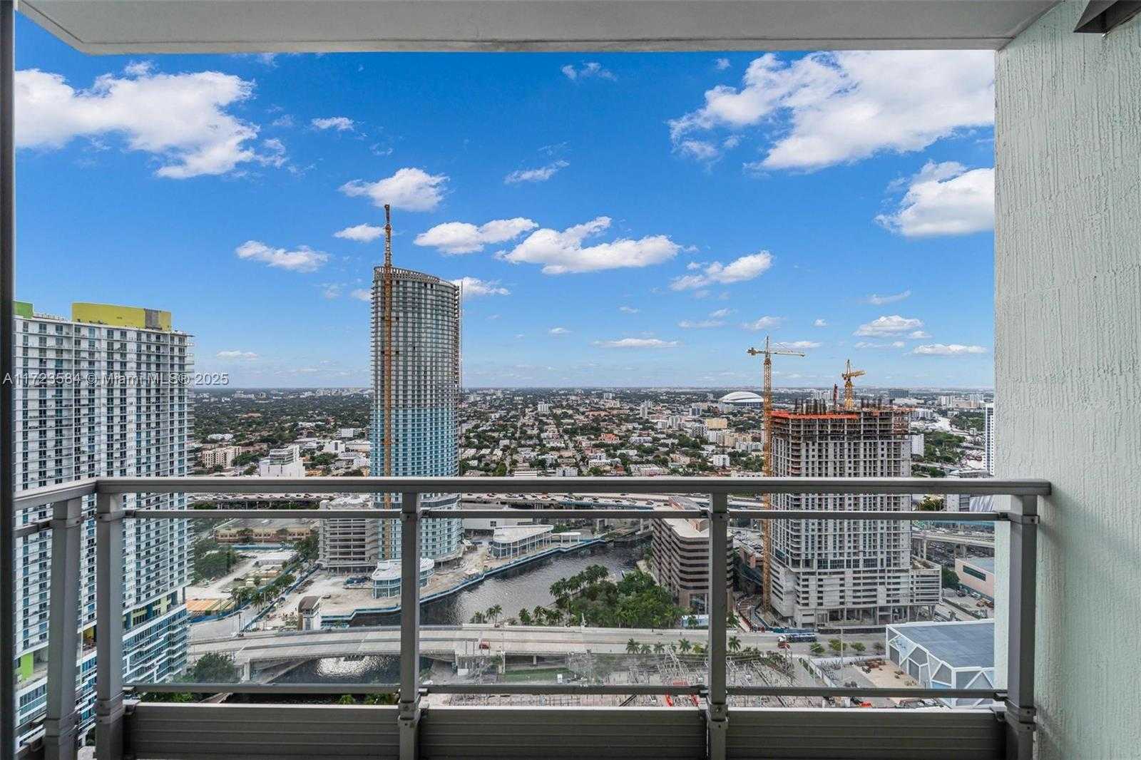 Small Image of 92 SOUTH WEST 3RD ST #4109, Miami Number 10