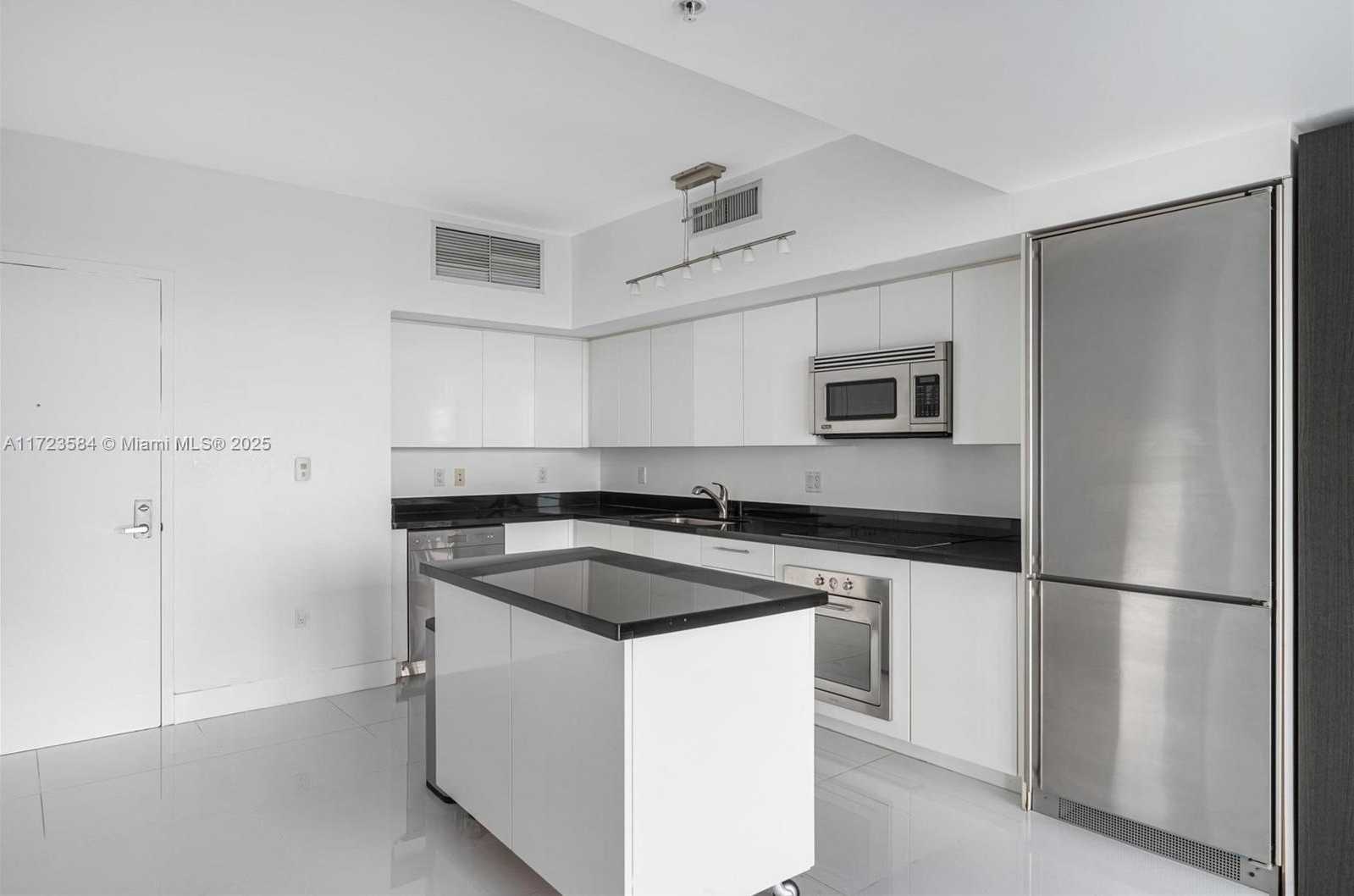 Small Image of 92 SOUTH WEST 3RD ST #4109, Miami Number 4