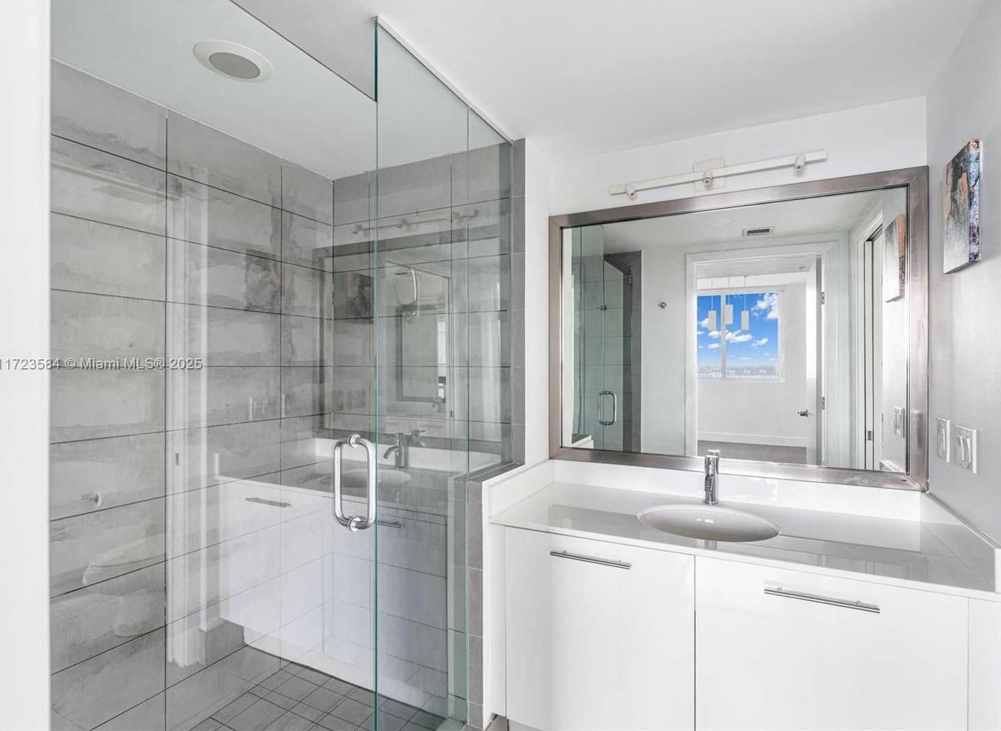 Small Image of 92 SOUTH WEST 3RD ST #4109, Miami Number 6