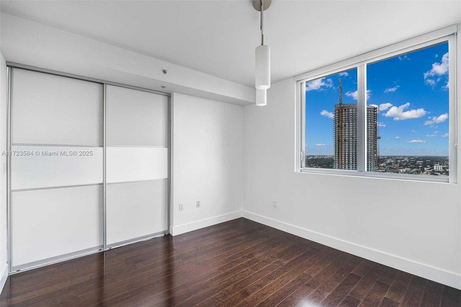 Small Image of 92 SOUTH WEST 3RD ST #4109, Miami Number 9