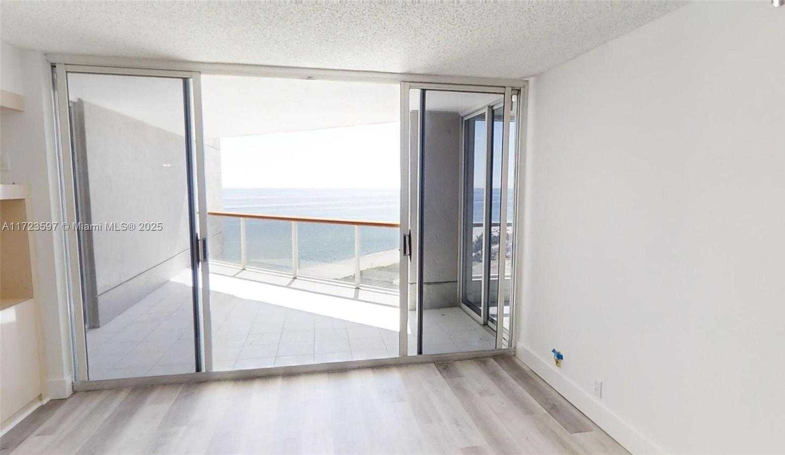 Small Image of 6767 COLLINS AVE #1402, Miami Beach Number 13