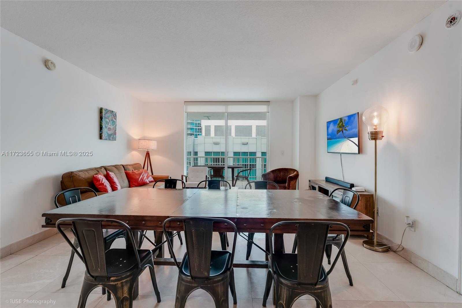 Small Image of 1200 BRICKELL BAY DR #4314, Miami Number 12