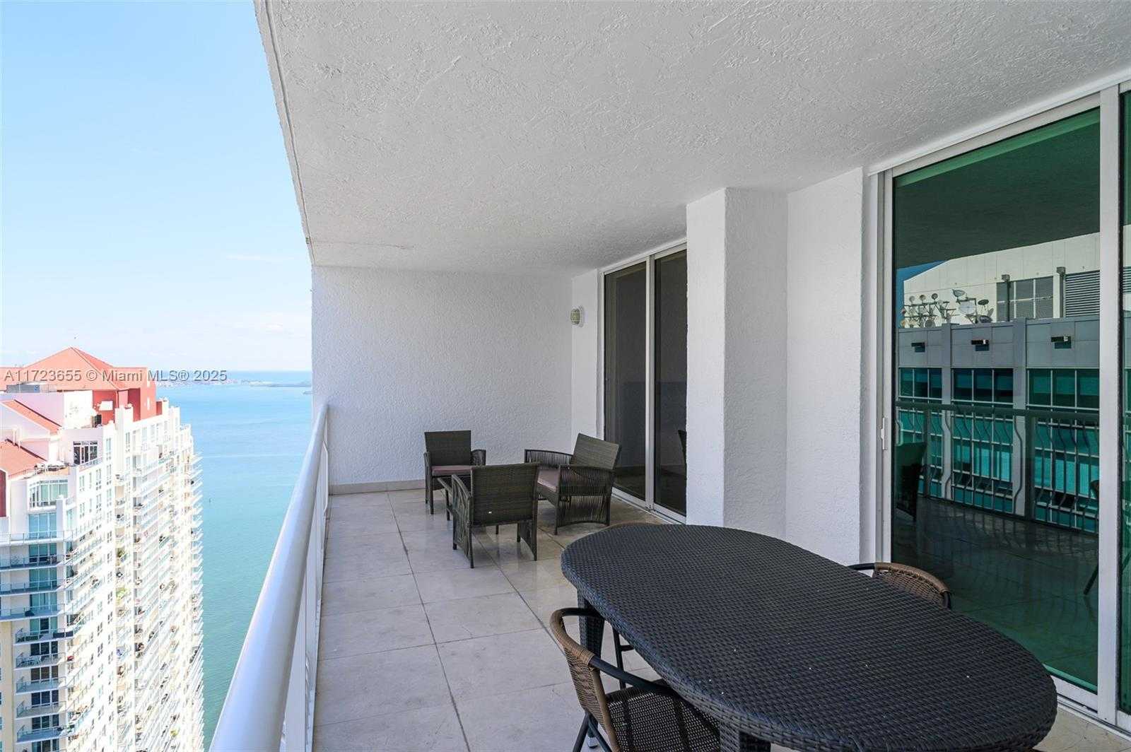 Small Image of 1200 BRICKELL BAY DR #4314, Miami Number 33