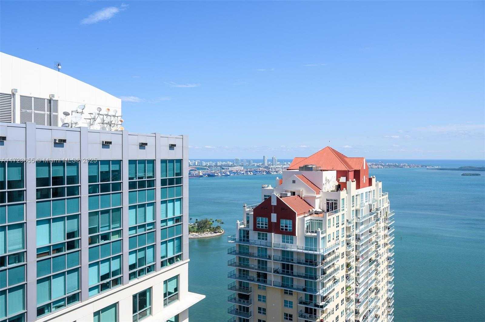 Small Image of 1200 BRICKELL BAY DR #4314, Miami Number 50