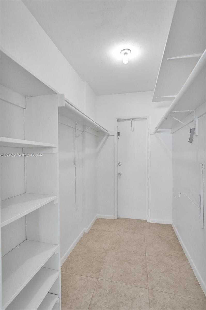 Small Image of 4848 NORTH EAST 23RD AVE #2C, Fort Lauderdale Number 15