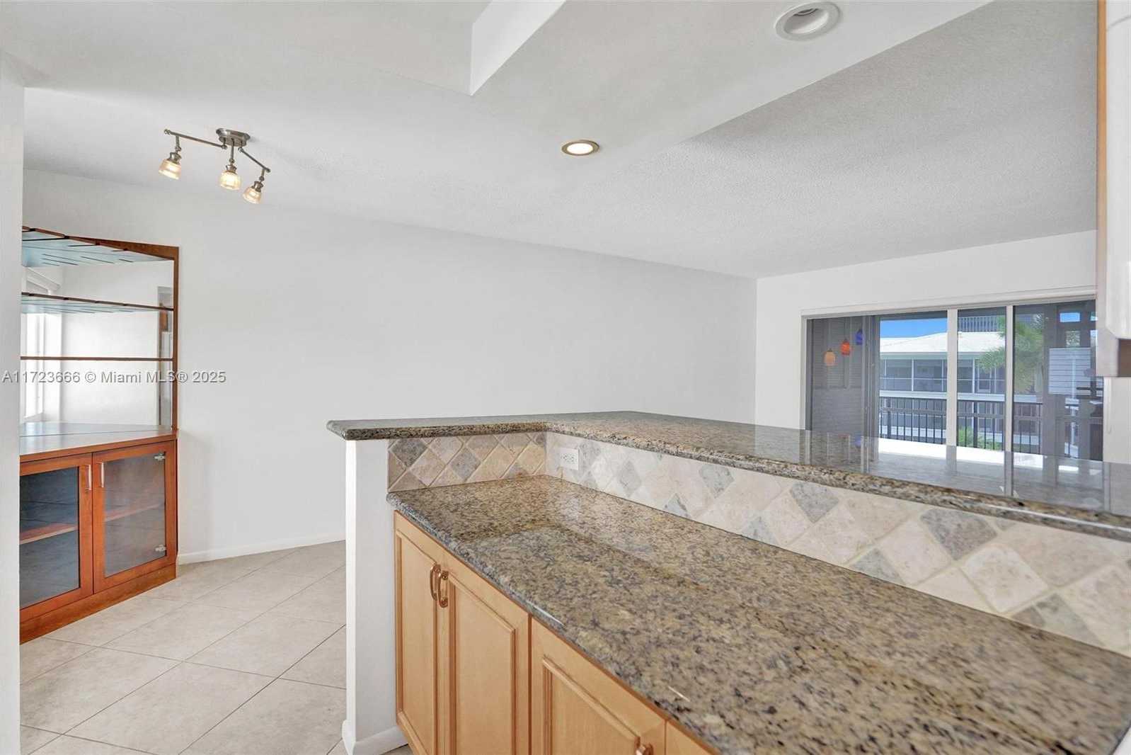 Small Image of 4848 NORTH EAST 23RD AVE #2C, Fort Lauderdale Number 19