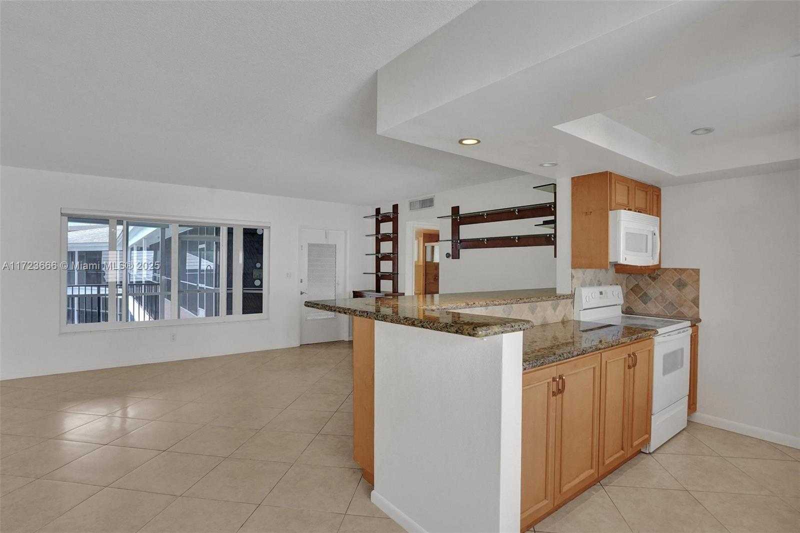 Small Image of 4848 NORTH EAST 23RD AVE #2C, Fort Lauderdale Number 2