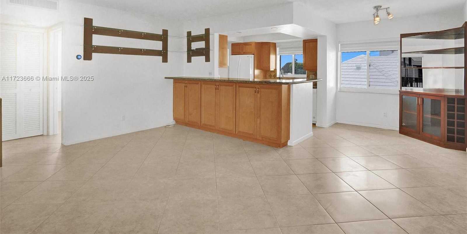 Small Image of 4848 NORTH EAST 23RD AVE #2C, Fort Lauderdale Number 22