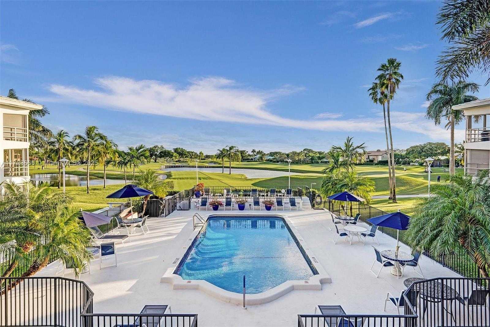 Small Image of 4848 NORTH EAST 23RD AVE #2C, Fort Lauderdale Number 3