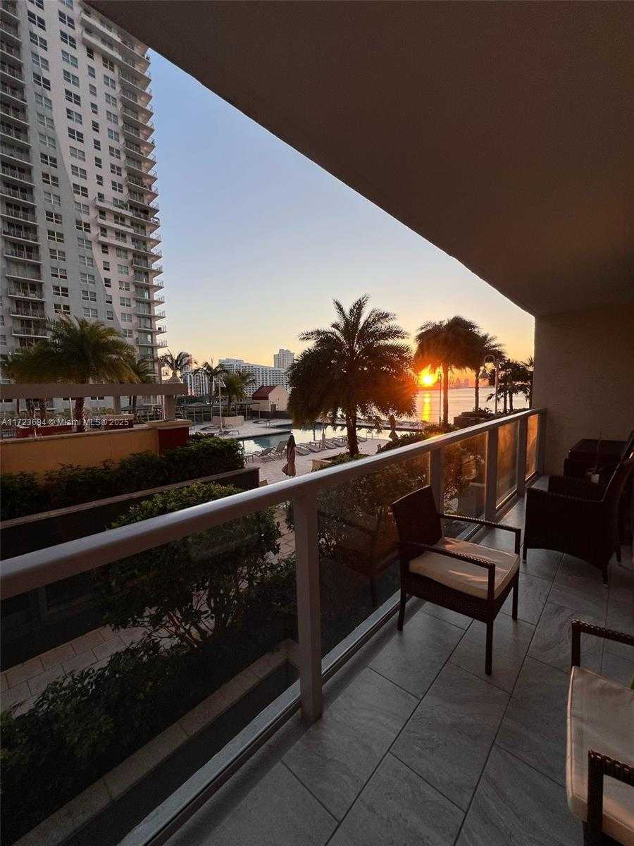 Small Image of 1155 BRICKELL BAY DR #704, Miami Number 45