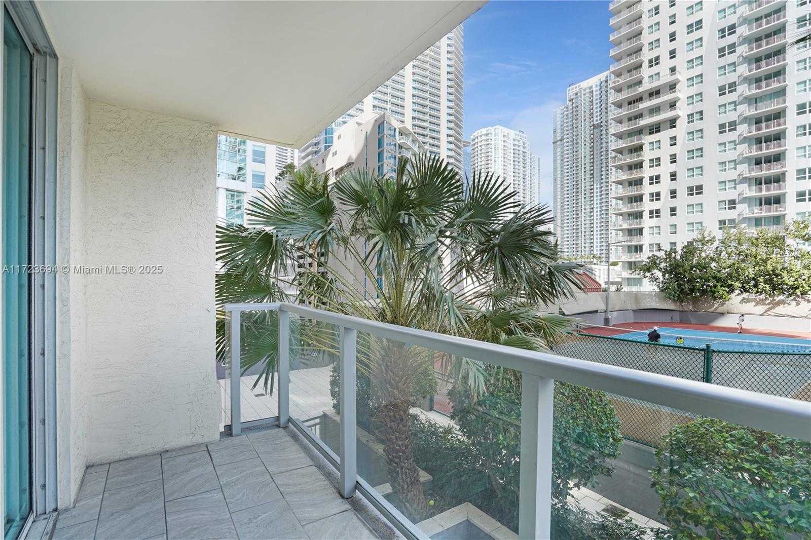 Small Image of 1155 BRICKELL BAY DR #704, Miami Number 47