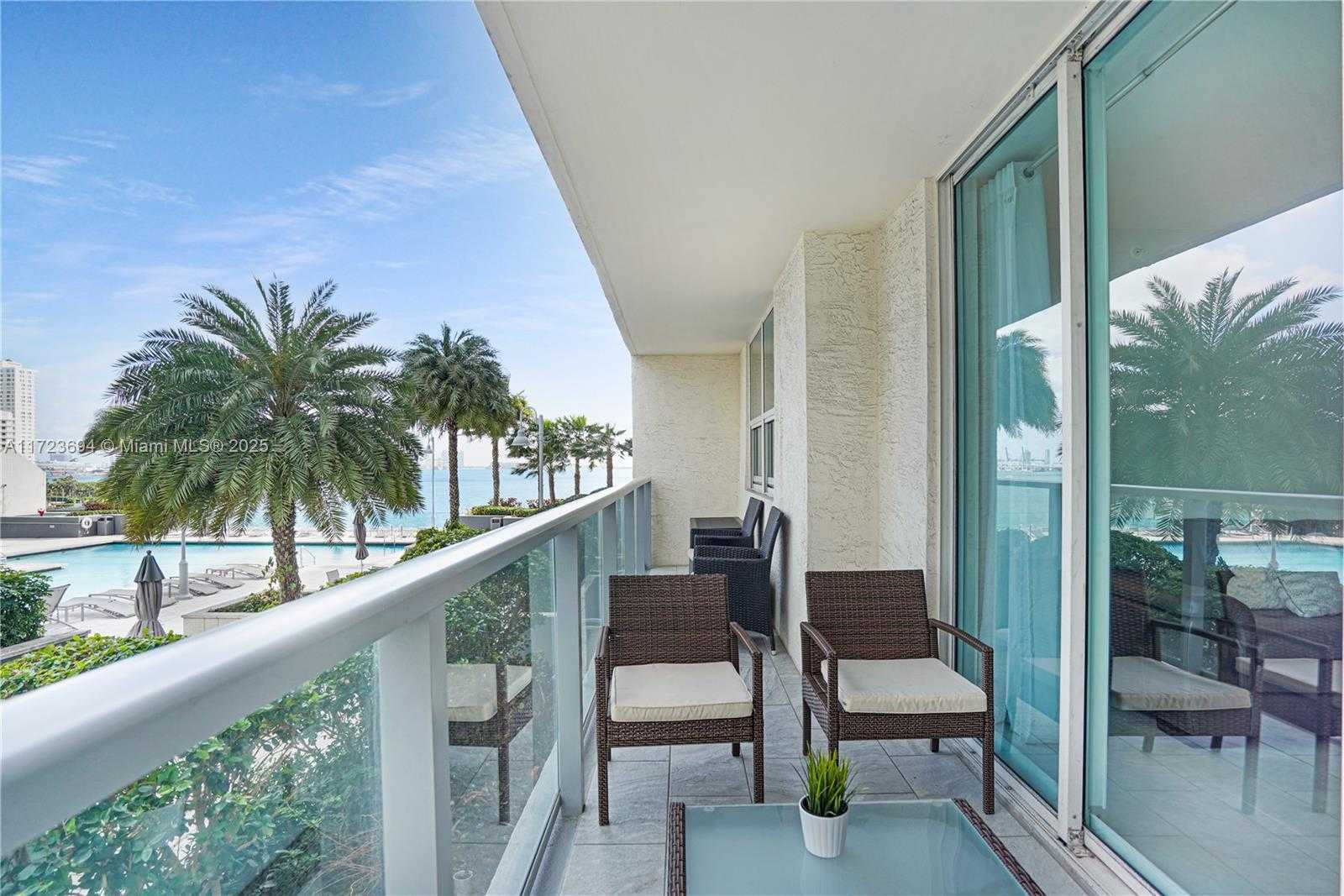 Small Image of 1155 BRICKELL BAY DR #704, Miami Number 51