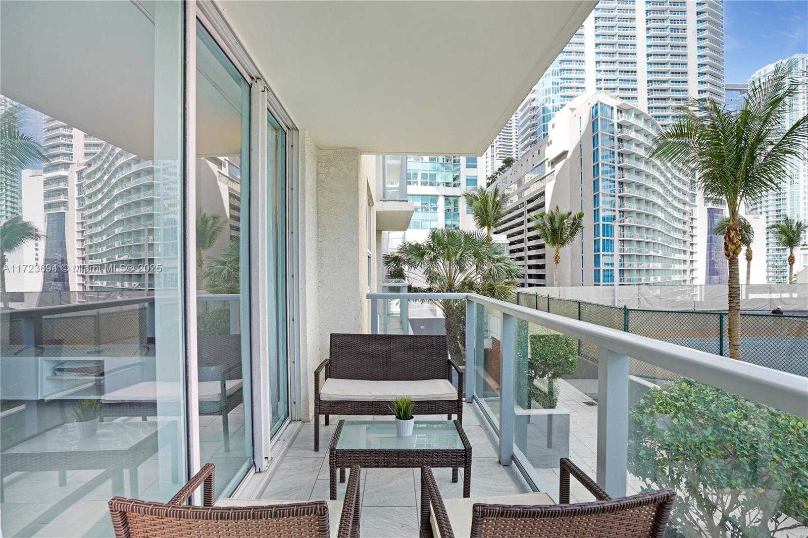 Small Image of 1155 BRICKELL BAY DR #704, Miami Number 53