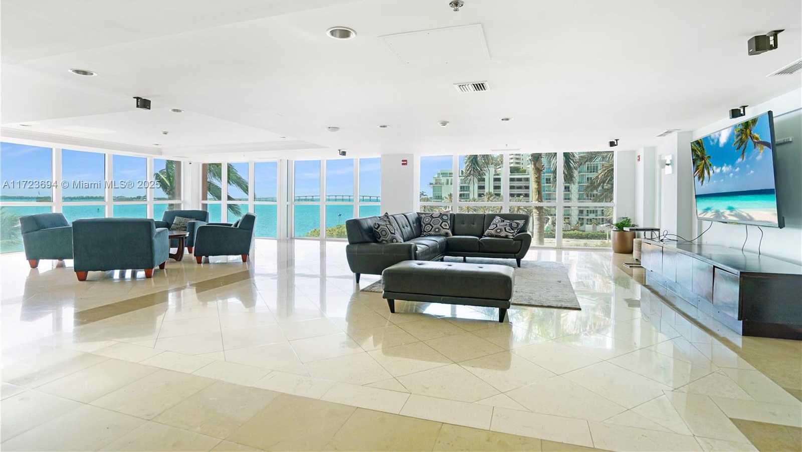 Small Image of 1155 BRICKELL BAY DR #704, Miami Number 77