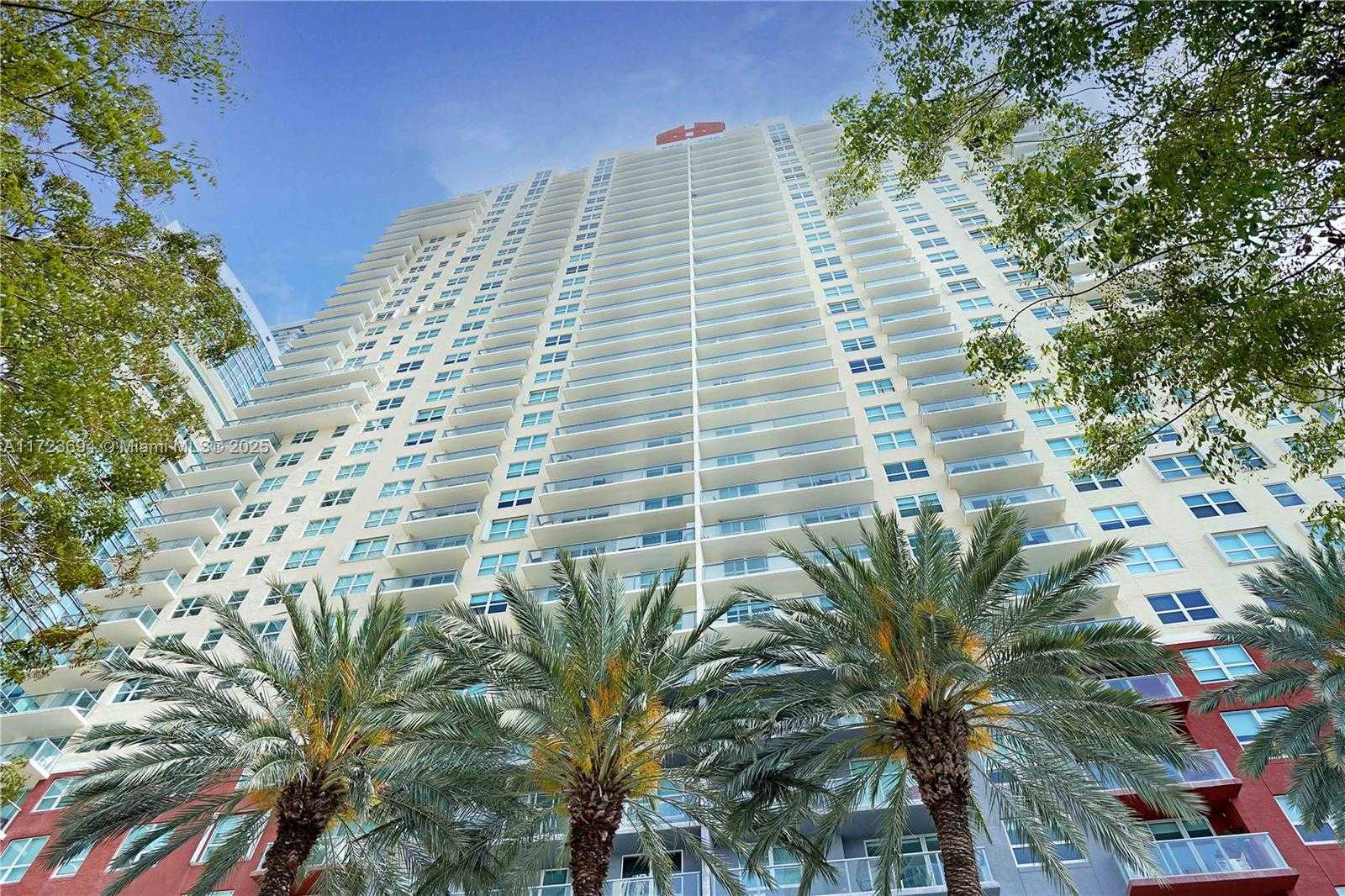 Small Image of 1155 BRICKELL BAY DR #704, Miami Number 82