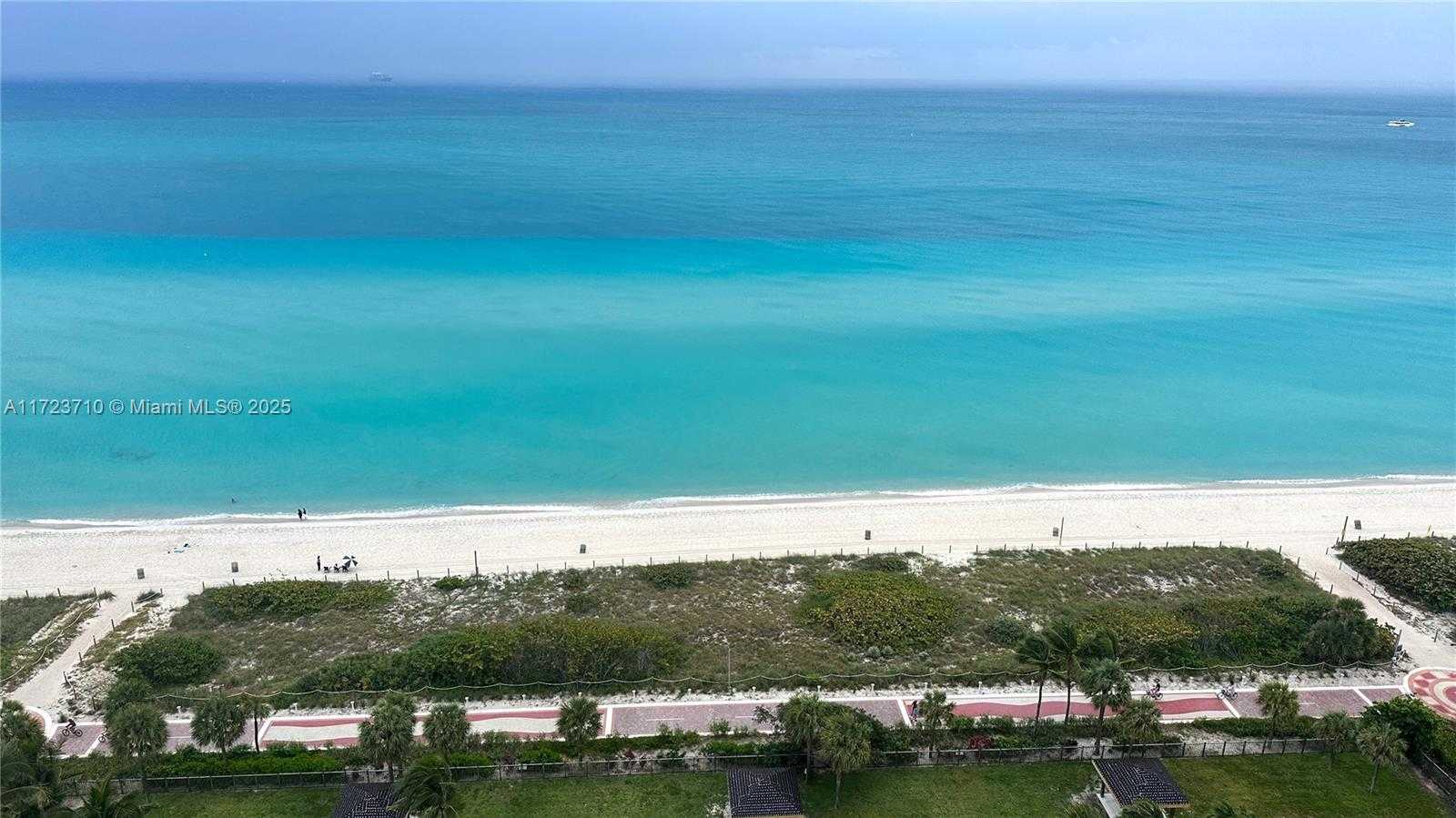 Small Image of 2555 COLLINS AVE #2105, Miami Beach Number 20
