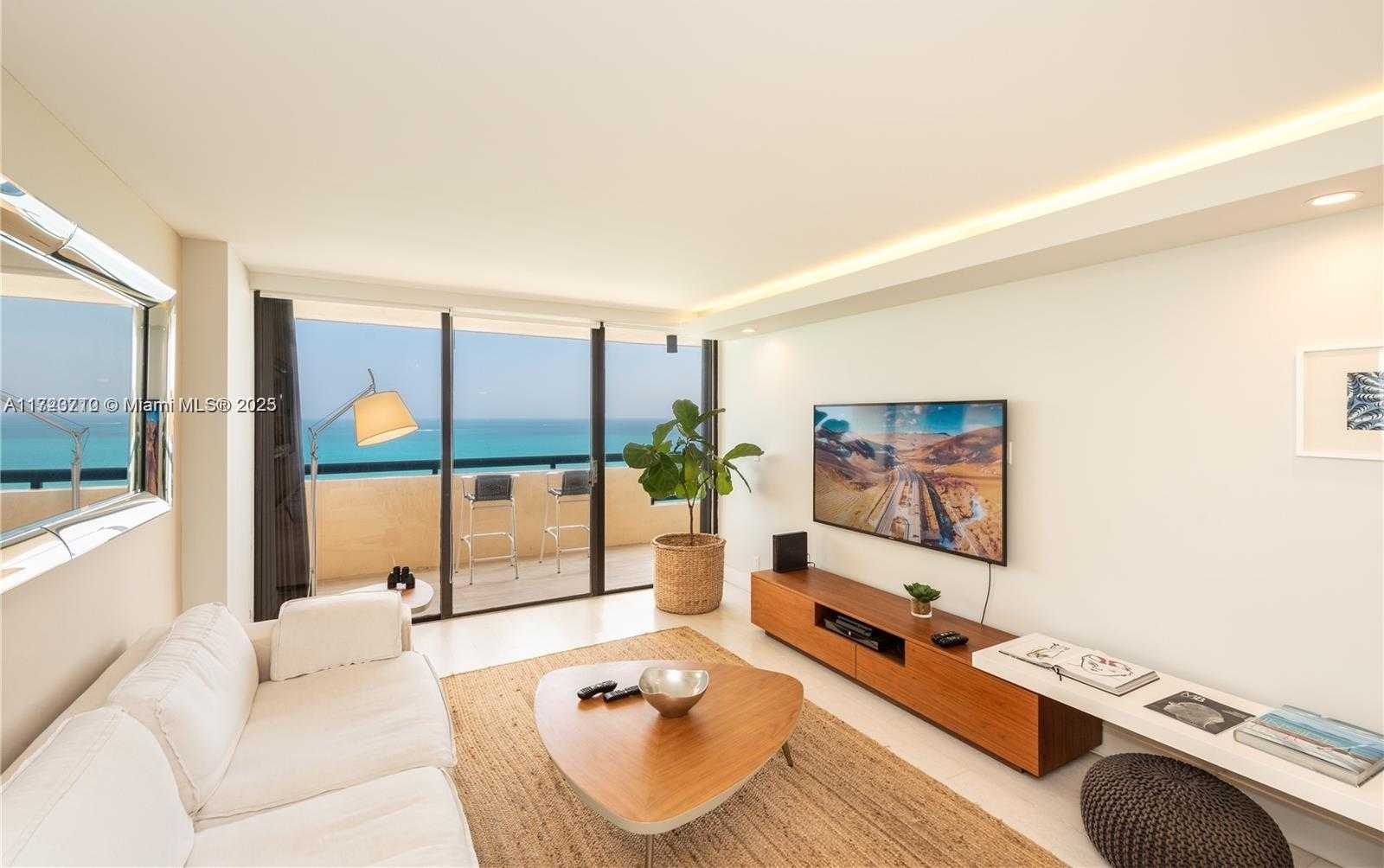 Small Image of 2555 COLLINS AVE #2105, Miami Beach Number 3