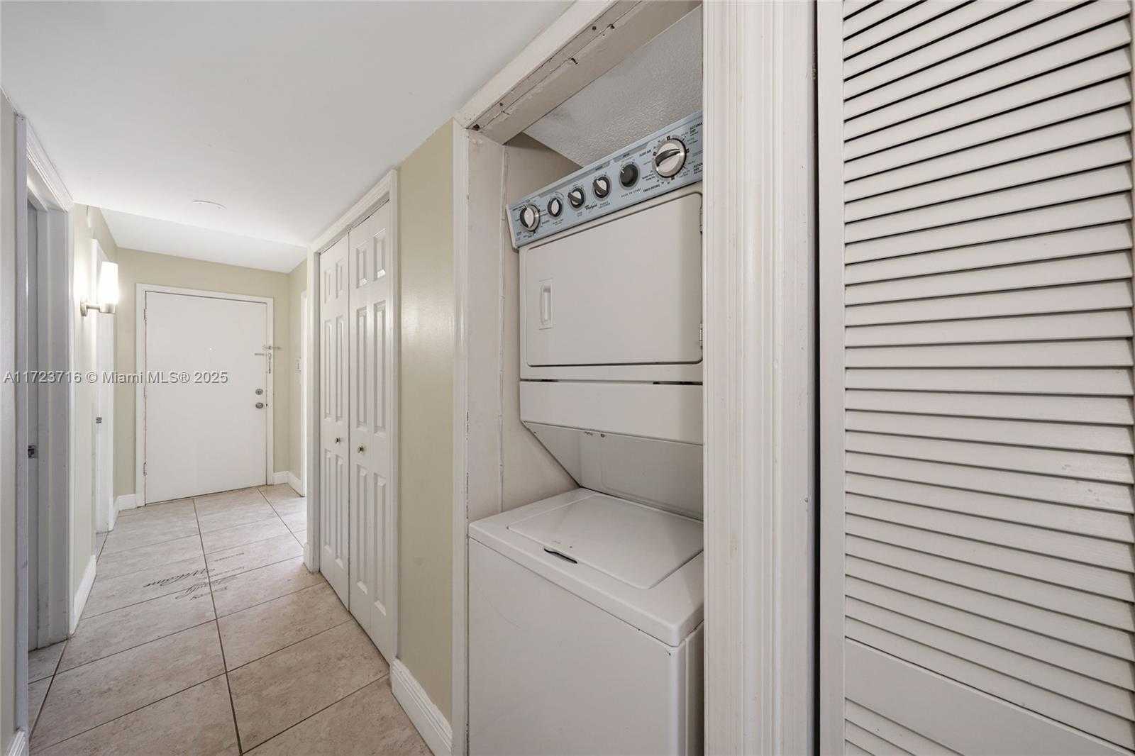 Small Image of 7451 NORTH WEST 16TH ST #210, Plantation Number 18