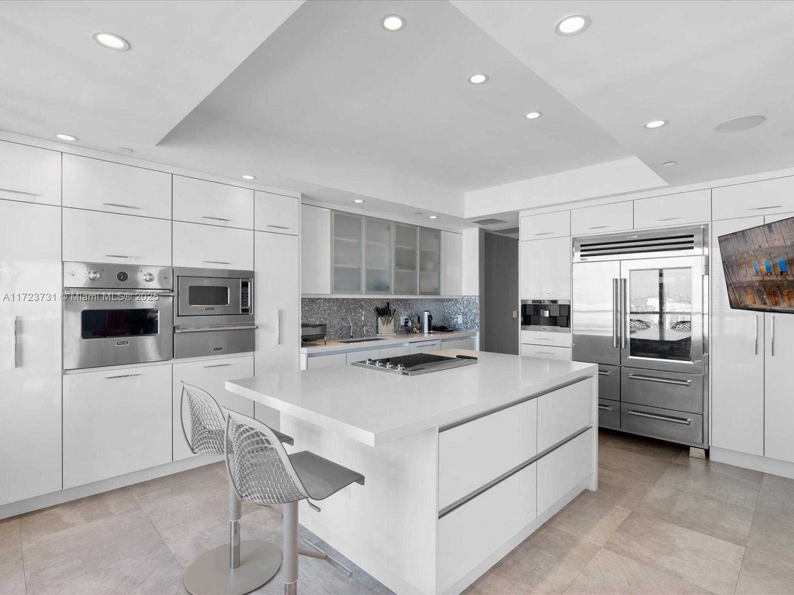 Small Image of 1425 BRICKELL AVE #52BC, Miami Number 20
