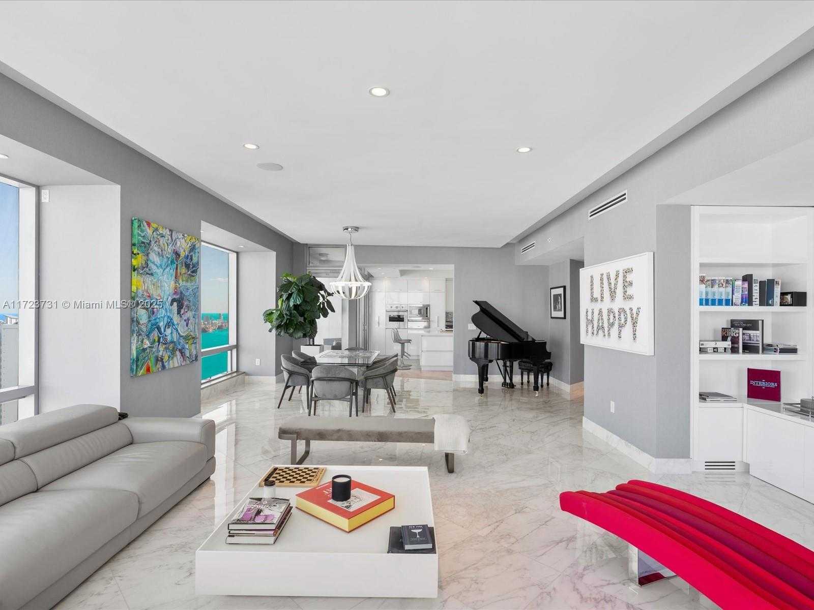 Small Image of 1425 BRICKELL AVE #52BC, Miami Number 4