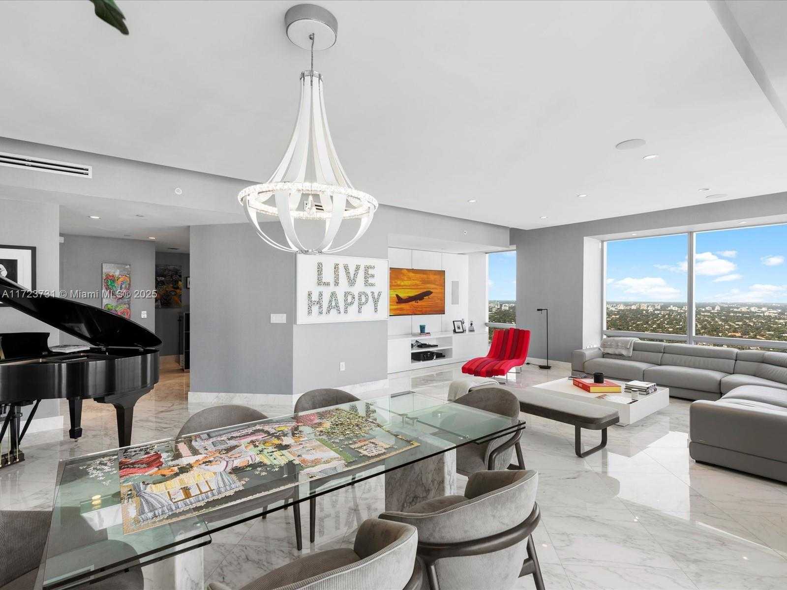 Small Image of 1425 BRICKELL AVE #52BC, Miami Number 6