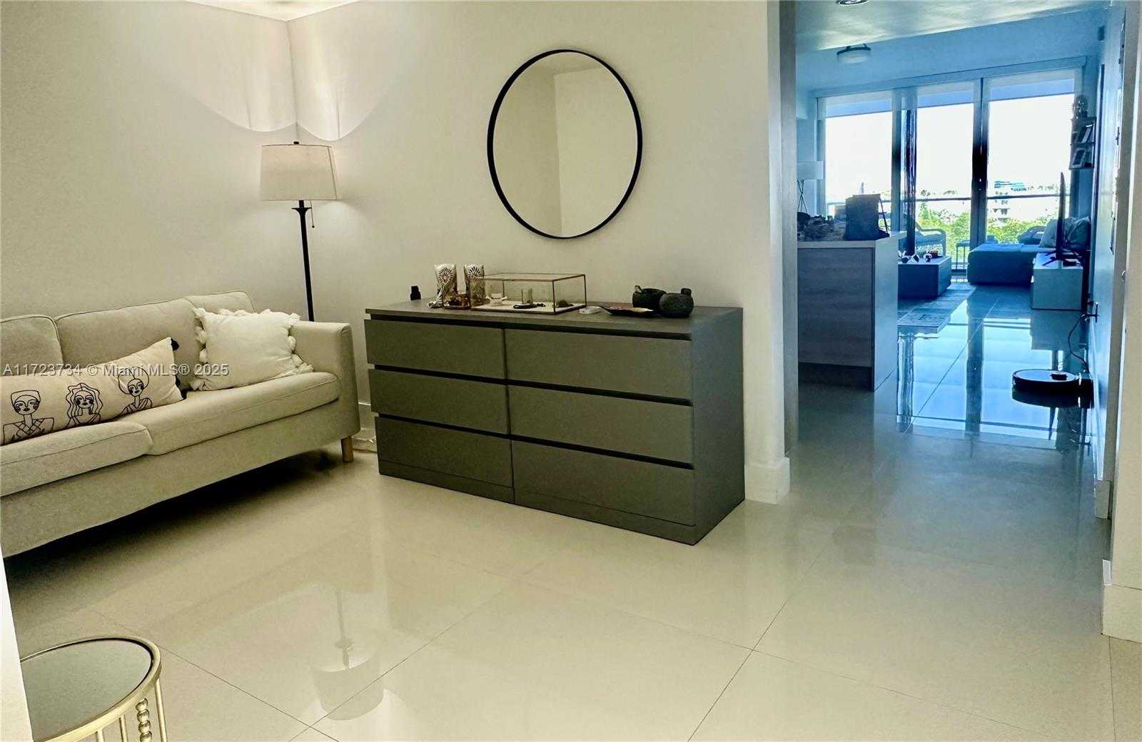 Small Image of 16385 BISCAYNE BLVD #718, North Miami Beach Number 21