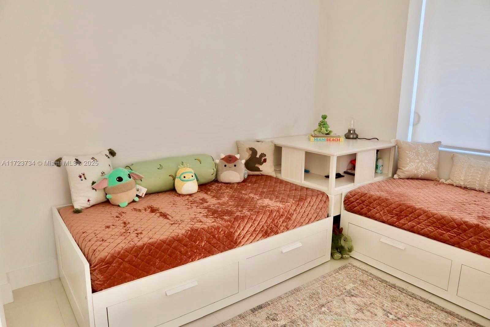 Small Image of 16385 BISCAYNE BLVD #718, North Miami Beach Number 37