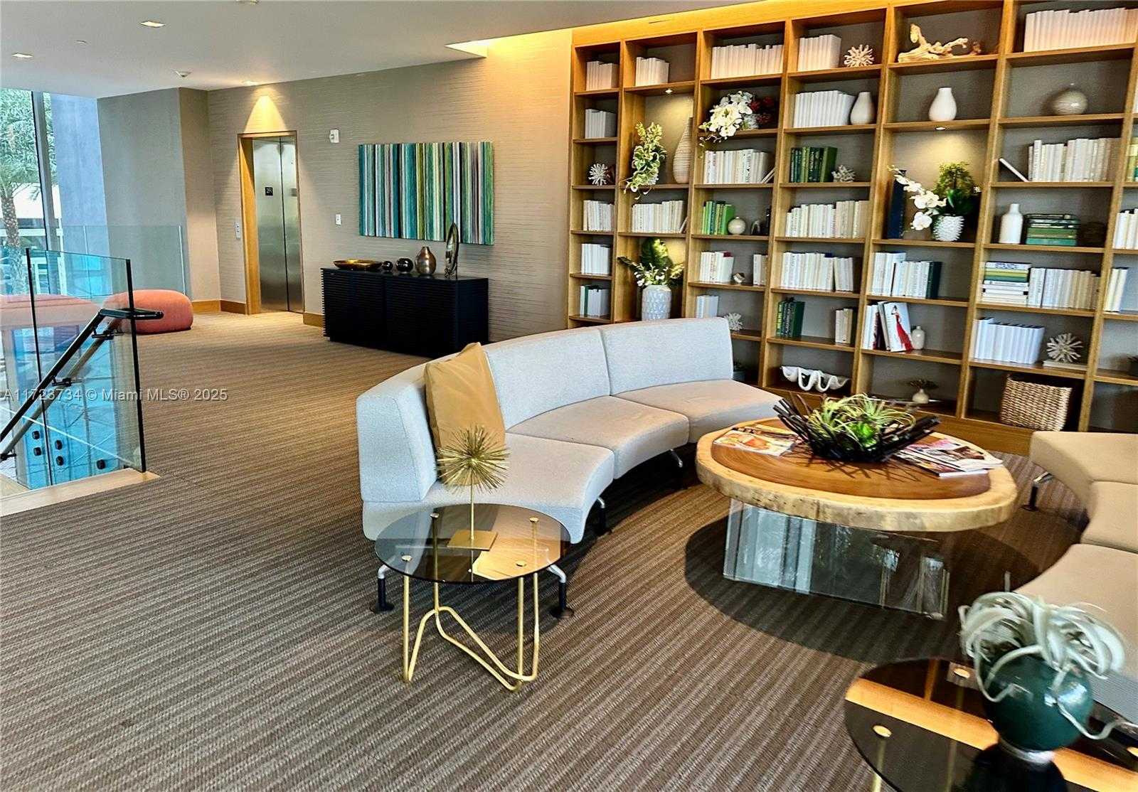 Small Image of 16385 BISCAYNE BLVD #718, North Miami Beach Number 53