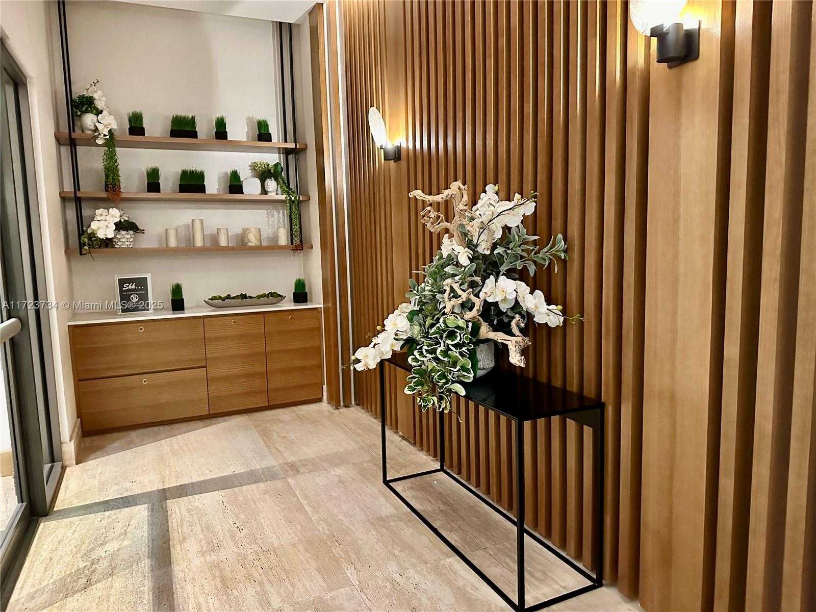 Small Image of 16385 BISCAYNE BLVD #718, North Miami Beach Number 63