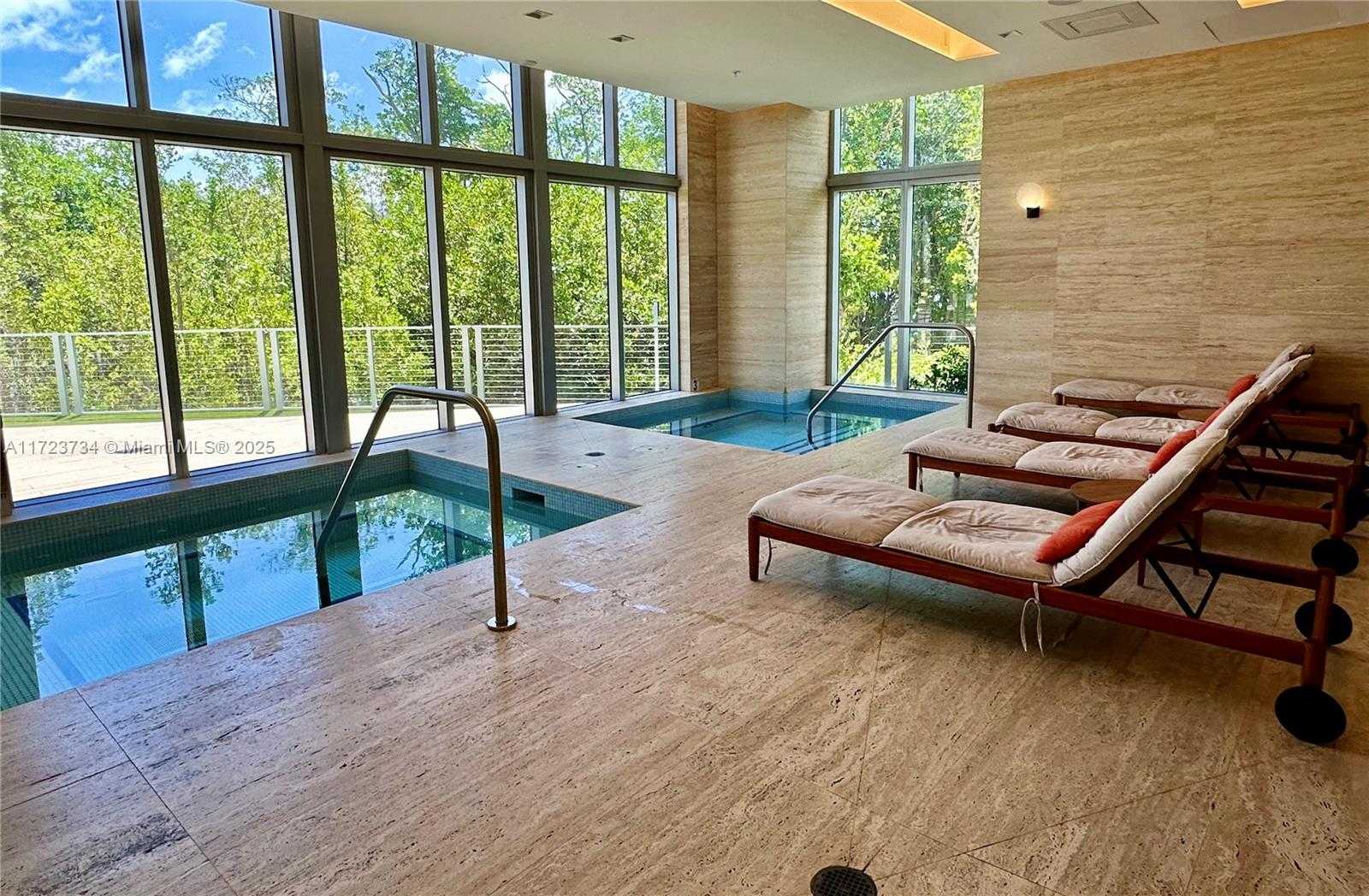 Small Image of 16385 BISCAYNE BLVD #718, North Miami Beach Number 64